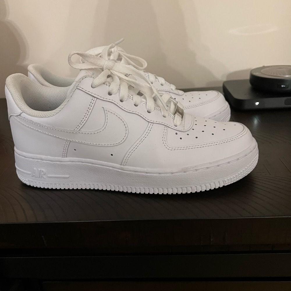 size 8 white air force 1
